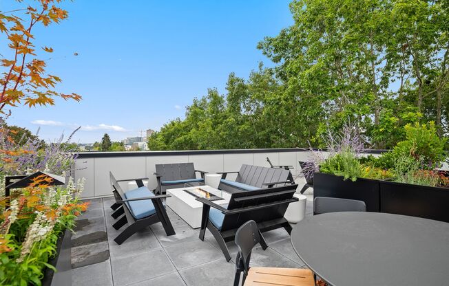 1 bed, 1 bath, 479 sqft, $2,375, Unit 409