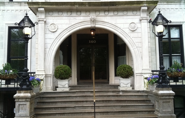 Studio, 1 bath, 500 sqft, $2,800, Unit 516