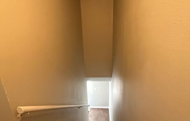 3 beds, 2.5 baths, 1,636 sqft, $1,379, Unit 729