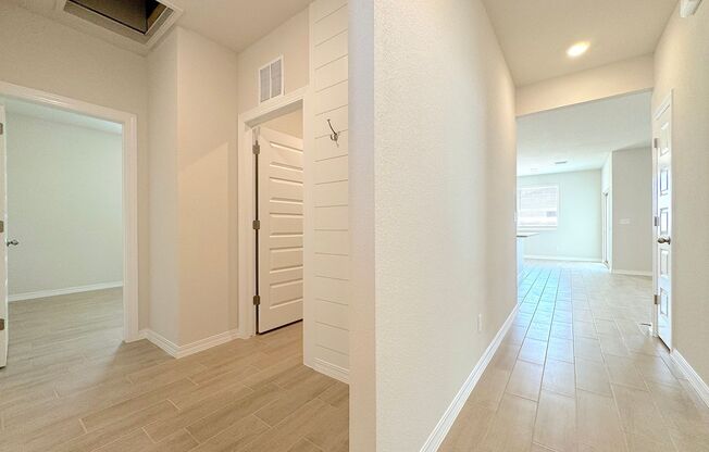 Northeast El Paso 4 Bed in Campo Del Sol Neighborhood!