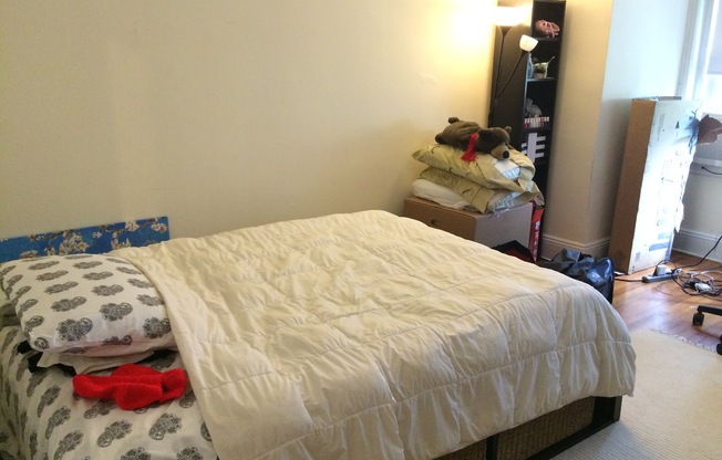 1 bed, 1 bath, 635 sqft, $2,500, Unit 01-027