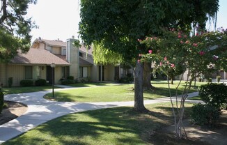 4301 Planz Rd Unit B - 2+1.5 Townhouse - SW Bakersfield - W/D Hookups and 2 car garage!!