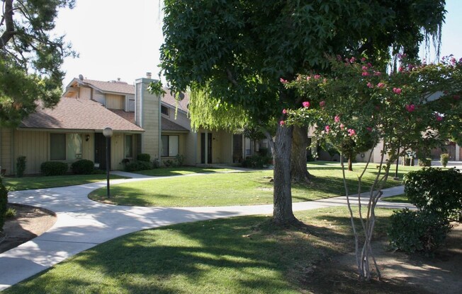 4301 Planz Rd Unit B - 2+1.5 Townhouse - SW Bakersfield - W/D Hookups and 2 car garage!!