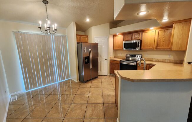 3 beds, 2 baths, $2,150