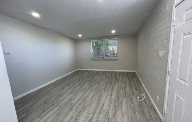 6708 E. Cheery Lynn Rd.