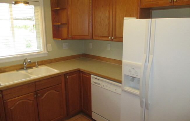 3 beds, 2 baths, $2,195