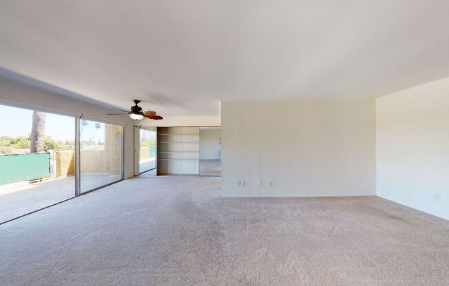 2 Bedroom 2 Bath Condo for rent on California Blvd! Top floor, XL Balcony, Large rooms, AC, Parking!
