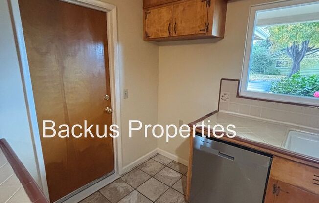 3 beds, 2 baths, $3,750