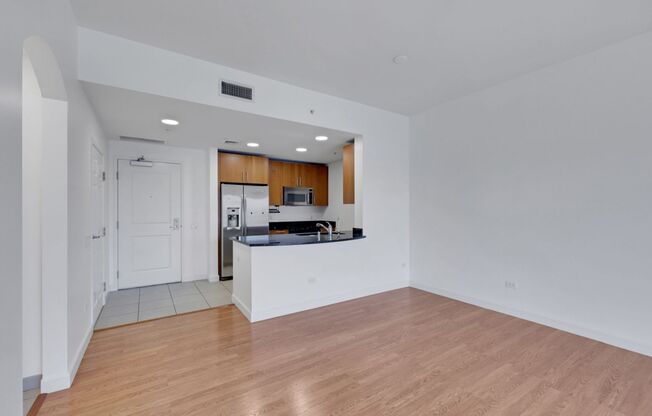 1 bed, 1 bath, $2,000, Unit # 3503