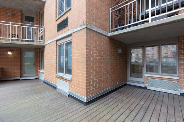 116 11 CURZON RD