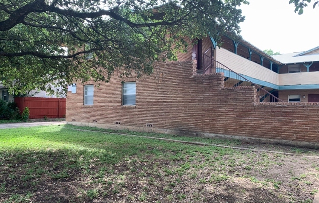 3701 Sleeper Ave