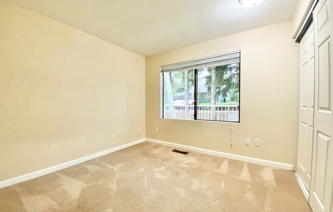 2 beds, 2 baths, $2,050, Unit # 104
