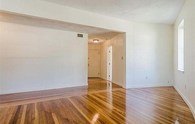 153 Chiswick Rd Apt 3