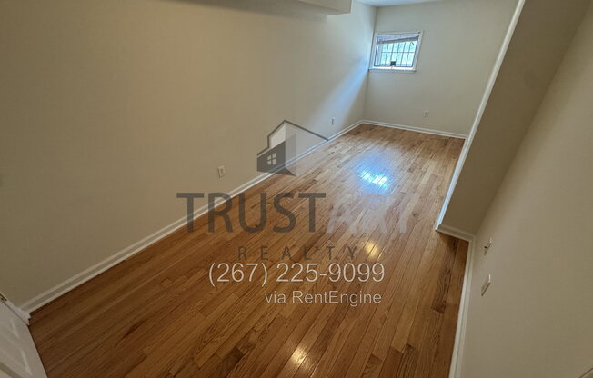 6 beds, 3 baths, 1,954 sqft, $2,395, Unit 1