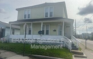 164 S CYPRESS AVE