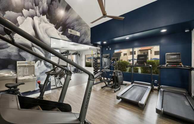 fitness center at Elevate at Discovery Park