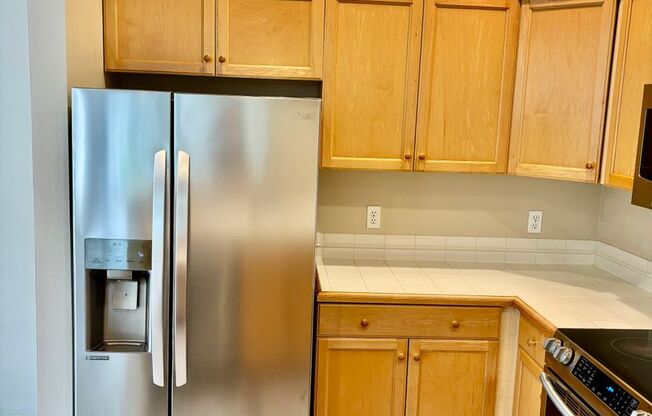 2 Bed / 2 Bath Bellevue Condo $2,595/mo