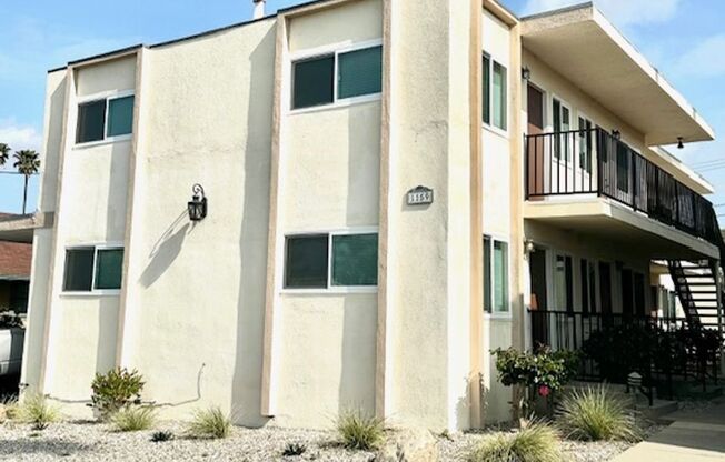 One bedroom apartment! Downtown Ventura!