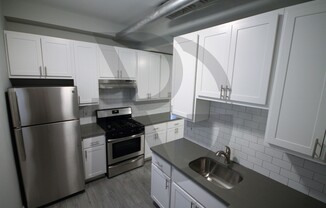 3928 North Pine Grove