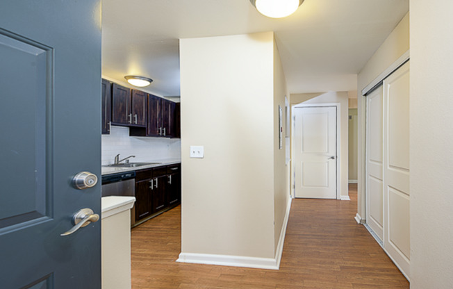 2 beds, 1 bath, 834 sqft, $1,995, Unit 1-107