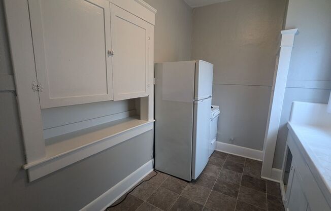 Studio, 1 bath, 370 sqft, $1,975, Unit #3