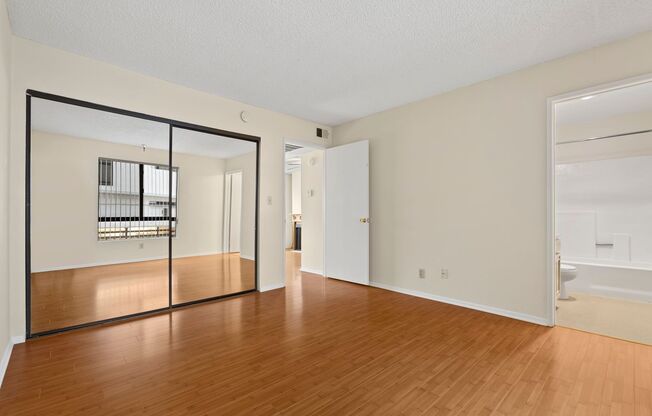 1 bed, 1 bath, $1,995, Unit 108