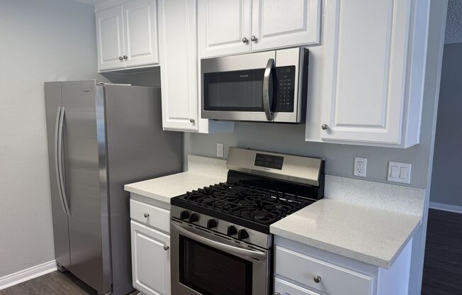 1 bed, 1 bath, 688 sqft, $2,275, Unit 0206
