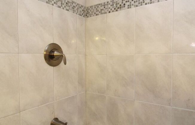 2 beds, 2 baths, $2,995, Unit APARTMENT 312