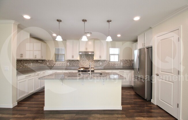 139 E BLUEJAY DR