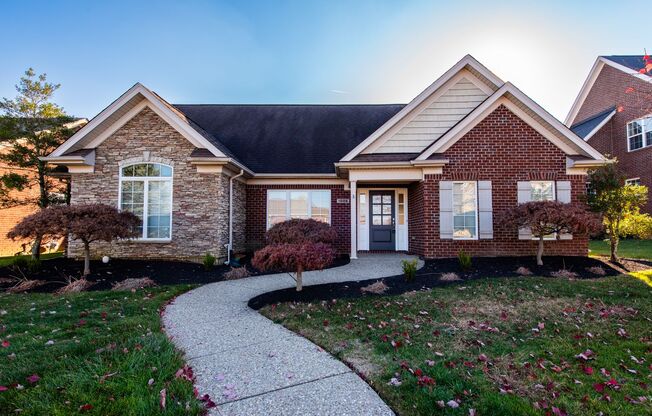 Fantastic Rental in the Cardinal Club!