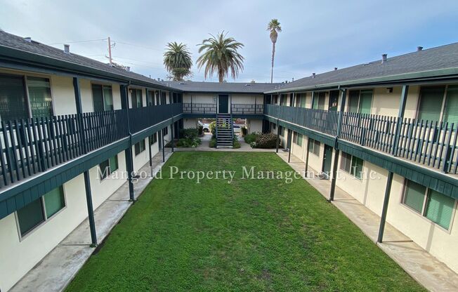 1 bed, 1 bath, 525 sqft, $1,925, Unit 555-02