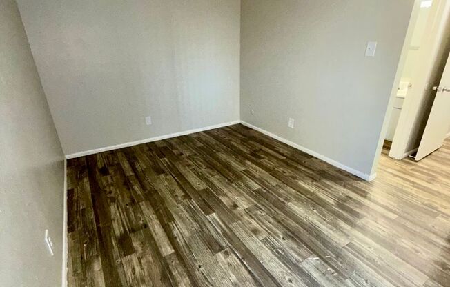 1 bed, 1 bath, 575 sqft, $944, Unit 141