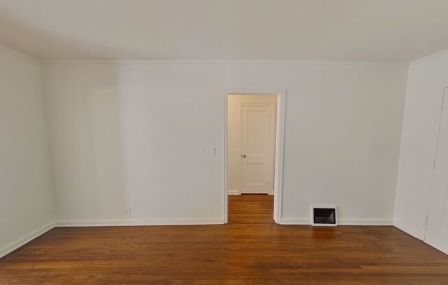 3 beds, 1 bath, $1,495