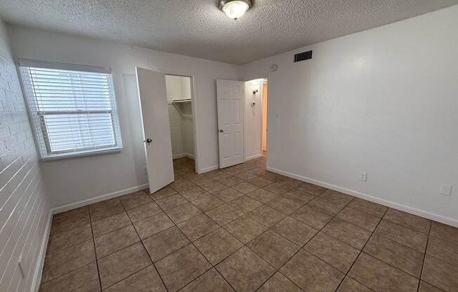 1 bed, 1 bath, 627 sqft, $750, Unit 110