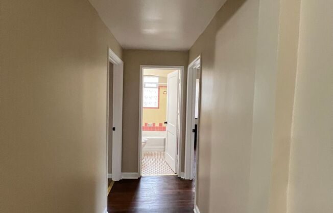 4 beds, 2 baths, 1,490 sqft, $1,800, Unit Apt 7
