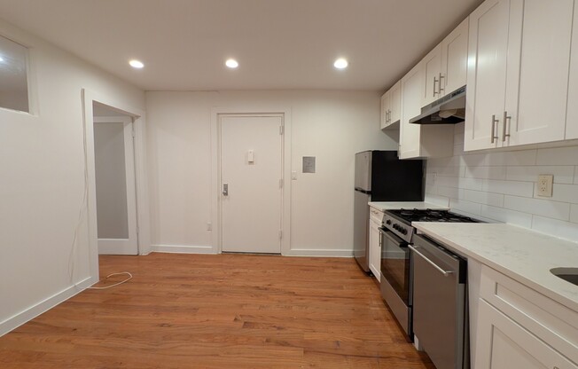 416 W 23 ST