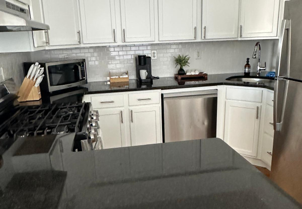 126 OGDEN AVE
