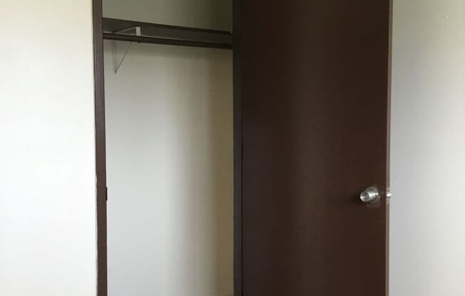 1 bed, 1 bath, 500 sqft, $1,100, Unit 08-B