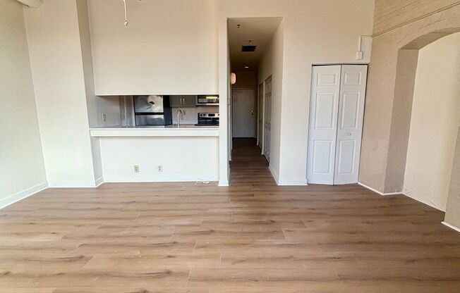 Studio, 1 bath, 552 sqft, $1,549, Unit 201