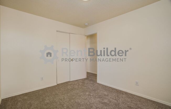 3 beds, 2 baths, $1,895