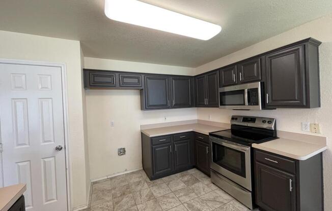 322 KINGFISHER LN