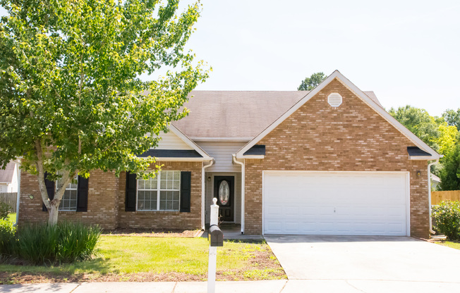 Beautifully Updated 3 BR / 2 BATH in Hampton!
