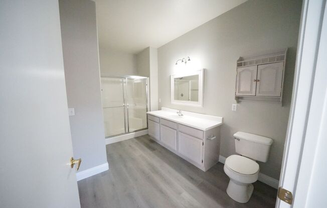 2 beds, 2 baths, $1,495, Unit Bldg #5