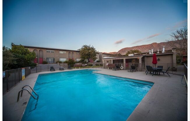 Seville West Apartments