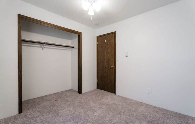 High Ceiling at Bristol Ridge, Urbandale, IA, 50322