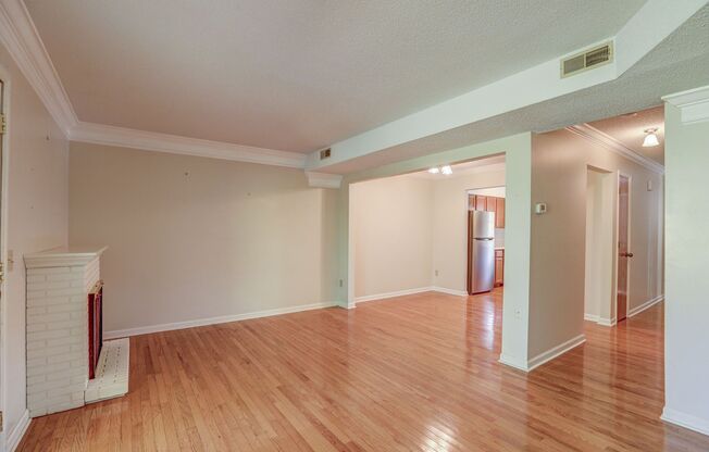 2 beds, 1.5 baths, $1,500