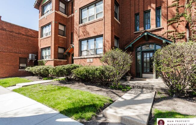 255 Maple