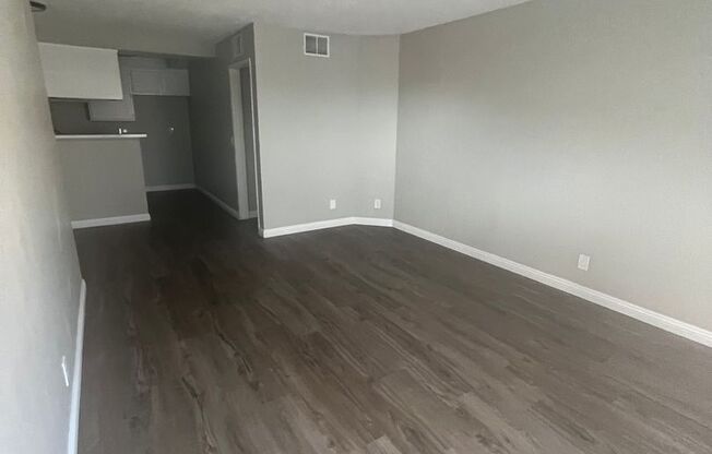 2 beds, 1 bath, 780 sqft, $1,750, Unit 232