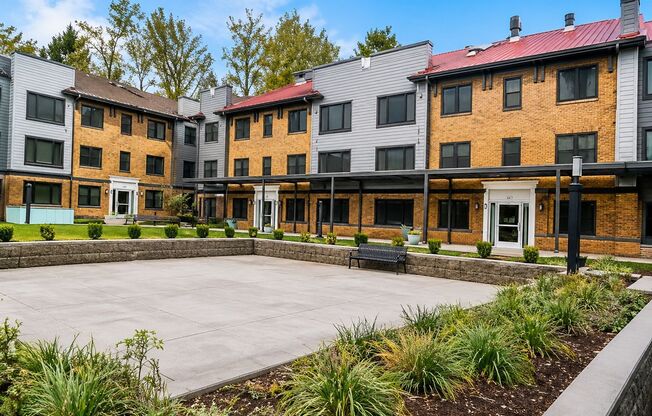 1 bed, 1 bath, 650 sqft, $1,295, Unit C2