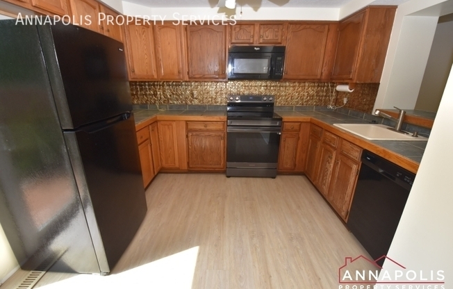 1245 SEMINOLE DR